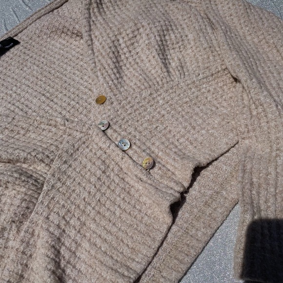 Cropped waffle-knit long sleeve | Size Medium | Bershka - Picture 3 of 3